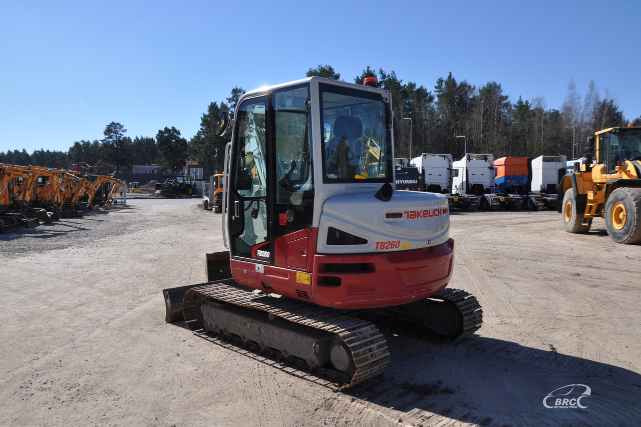 Takeuchi TB260 - Гусеничний екскаватор: фото 3 Takeuchi TB260 - Гусеничний екскаватор: фото 3