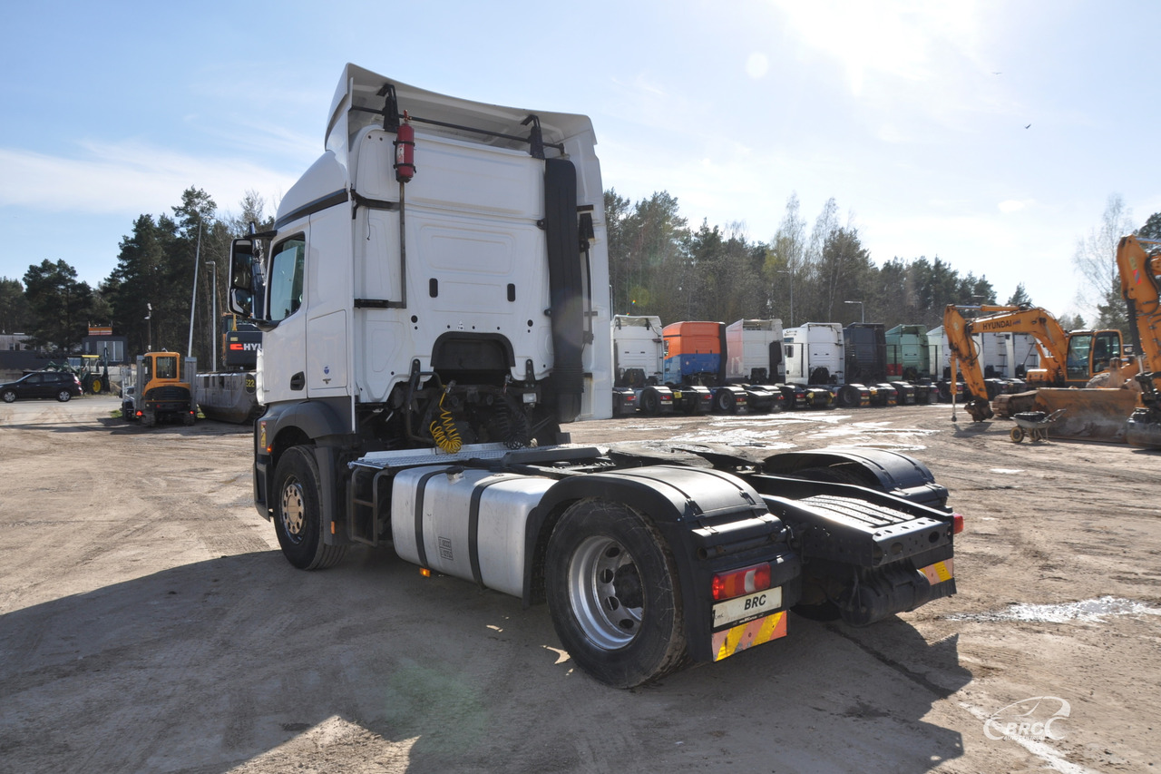 Mercedes-Benz 1843 - Тягач: фото 4 Mercedes-Benz 1843 - Тягач: фото 4