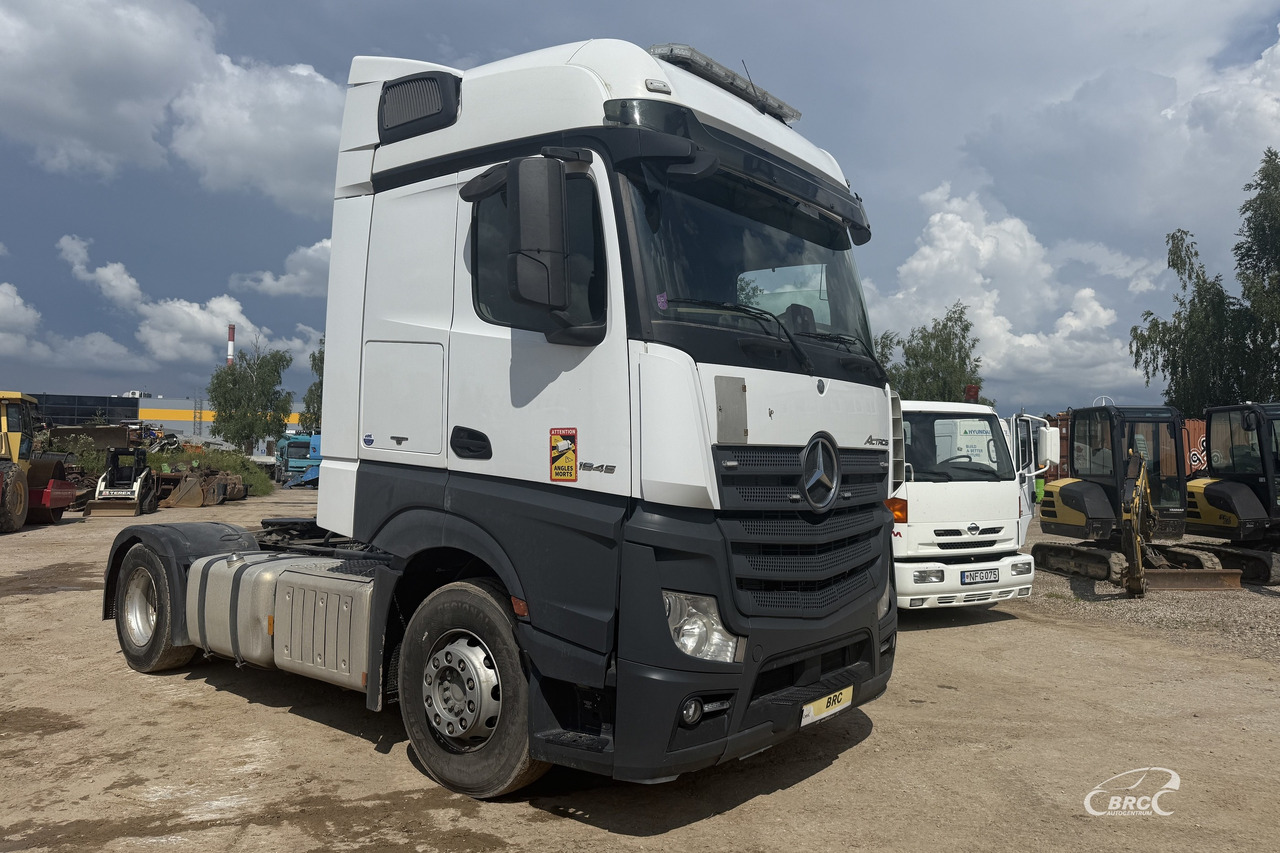 Mercedes-Benz Actros - Тягач: фото 2 Mercedes-Benz Actros - Тягач: фото 2