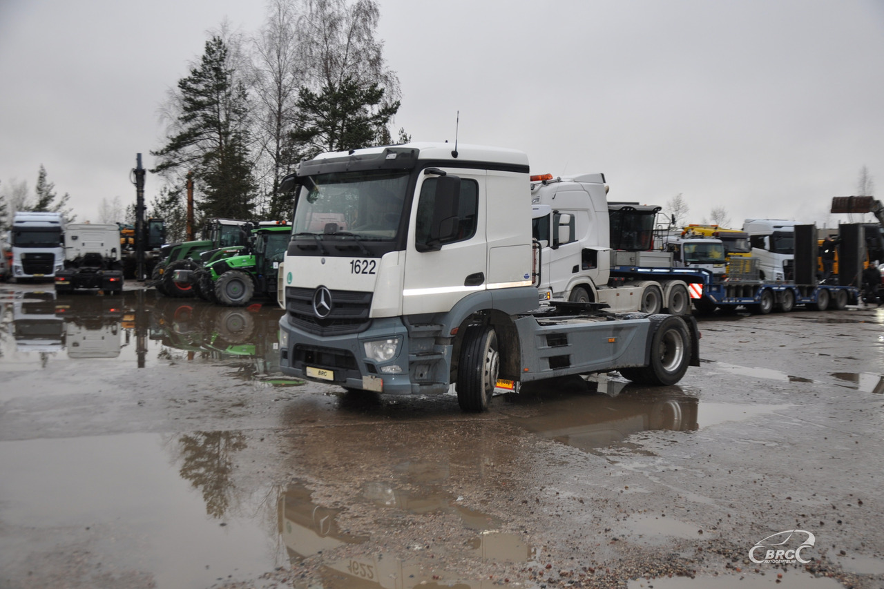 Mercedes-Benz Actros - Тягач: фото 1 Mercedes-Benz Actros - Тягач: фото 1