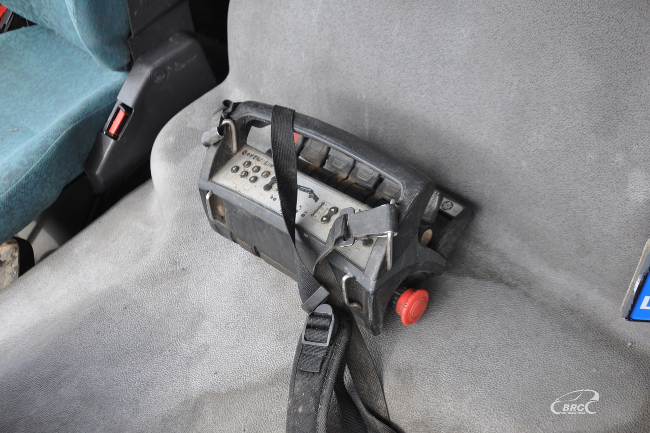 Бортова вантажівка/ Платформа Volvo FM7: фото 18