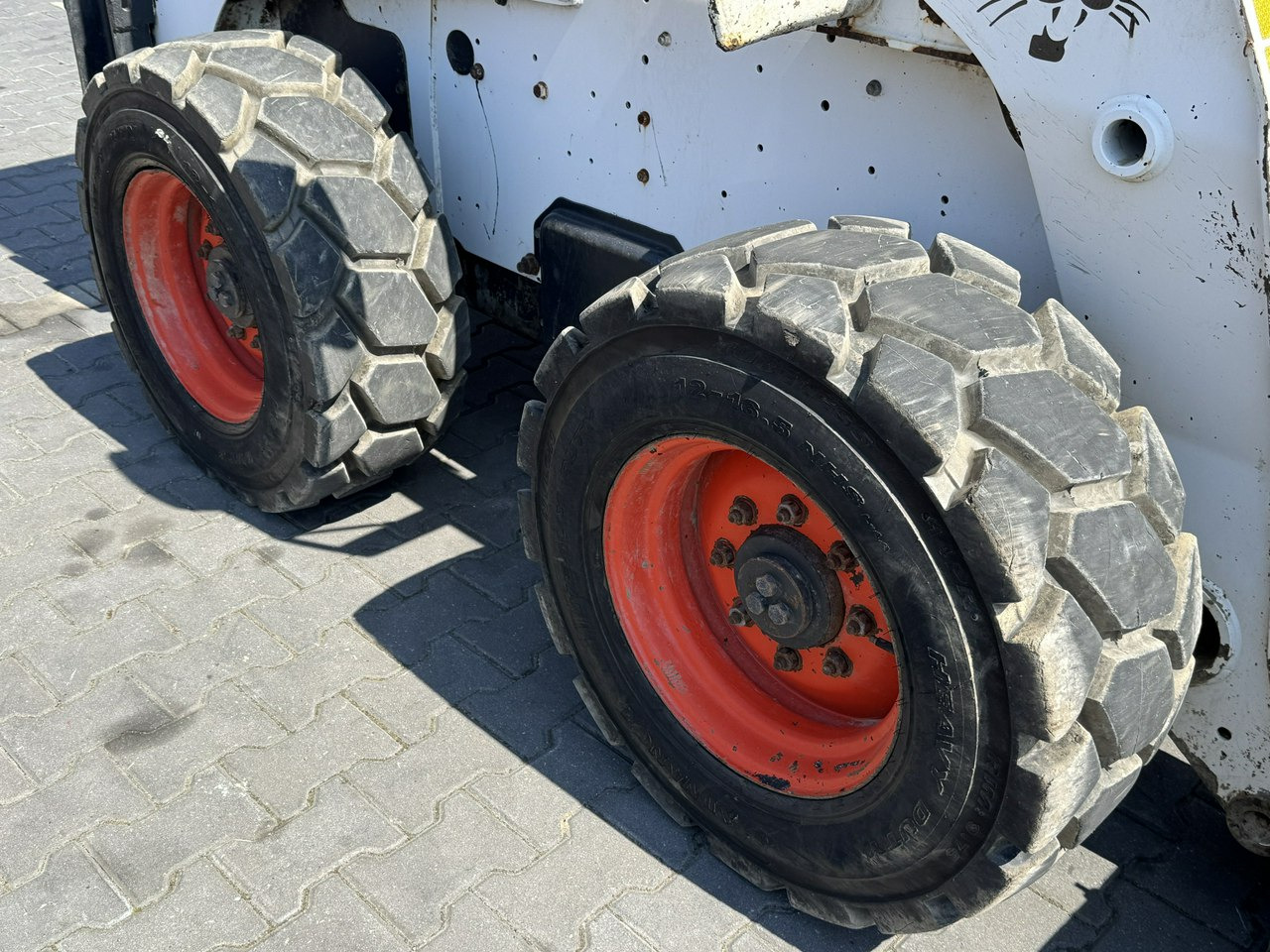Bobcat S300 Joystick Mini Ładowarka Waga 3692kg - Міні-навантажувач: фото 5 Bobcat S300 Joystick Mini Ładowarka Waga 3692kg - Міні-навантажувач: фото 5