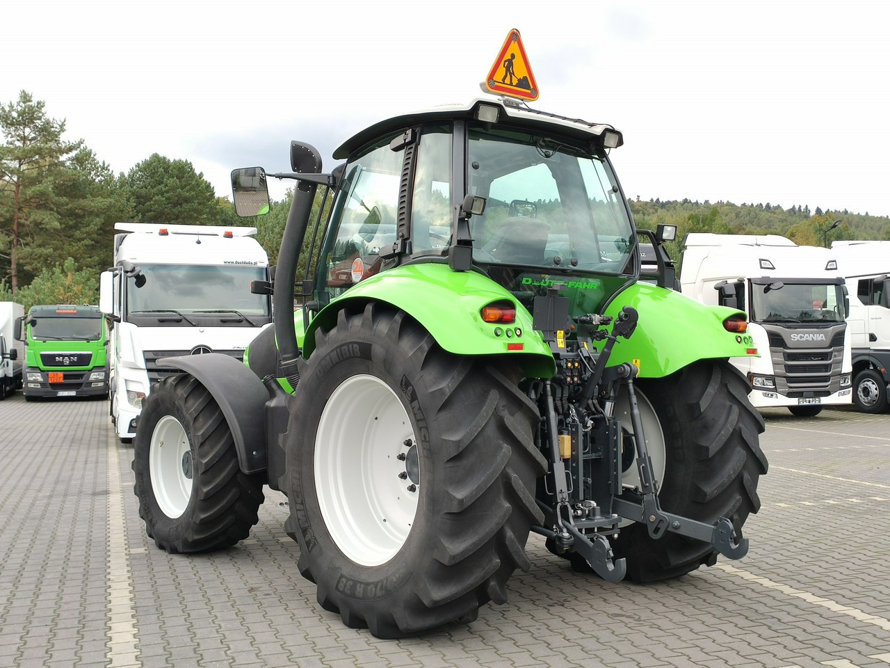 Deutz Fahr Agrotron M620 4x4 Przedni Tuz Wałek W.O.M Wyjścia do Przyczepy в лізинг Deutz Fahr Agrotron M620 4x4 Przedni Tuz Wałek W.O.M Wyjścia do Przyczepy: фото 12 Deutz Fahr Agrotron M620 4x4 Przedni Tuz Wałek W.O.M Wyjścia do Przyczepy в лізинг Deutz Fahr Agrotron M620 4x4 Przedni Tuz Wałek W.O.M Wyjścia do Przyczepy: фото 12