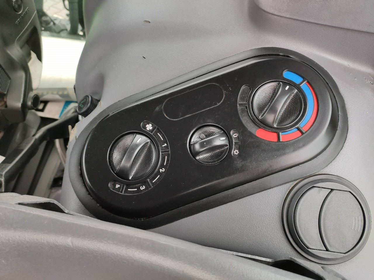 Deutz Fahr Agrotron M620 4x4 Przedni Tuz Wałek W.O.M Wyjścia do Przyczepy в лізинг Deutz Fahr Agrotron M620 4x4 Przedni Tuz Wałek W.O.M Wyjścia do Przyczepy: фото 22 Deutz Fahr Agrotron M620 4x4 Przedni Tuz Wałek W.O.M Wyjścia do Przyczepy в лізинг Deutz Fahr Agrotron M620 4x4 Przedni Tuz Wałek W.O.M Wyjścia do Przyczepy: фото 22