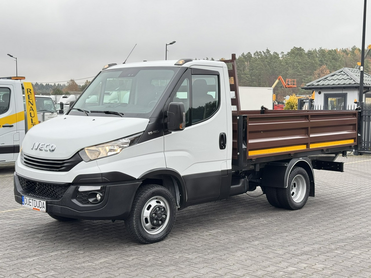 Iveco Daily 35C14 - Малотоннажний самоскид: фото 5 Iveco Daily 35C14 - Малотоннажний самоскид: фото 5