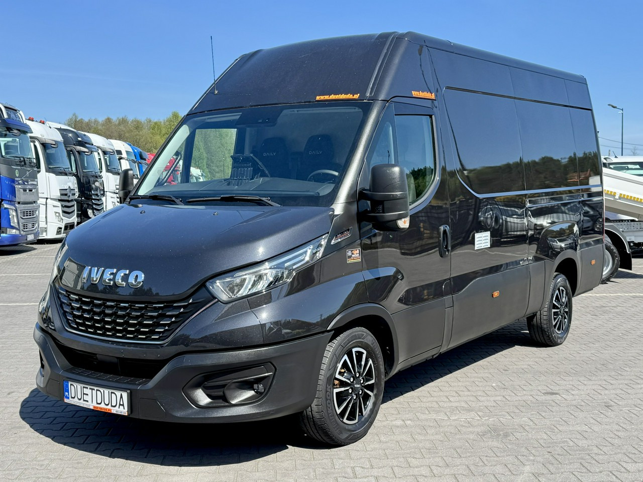 Iveco Daily 35S18 - Суцільнометалевий фургон: фото 2 Iveco Daily 35S18 - Суцільнометалевий фургон: фото 2