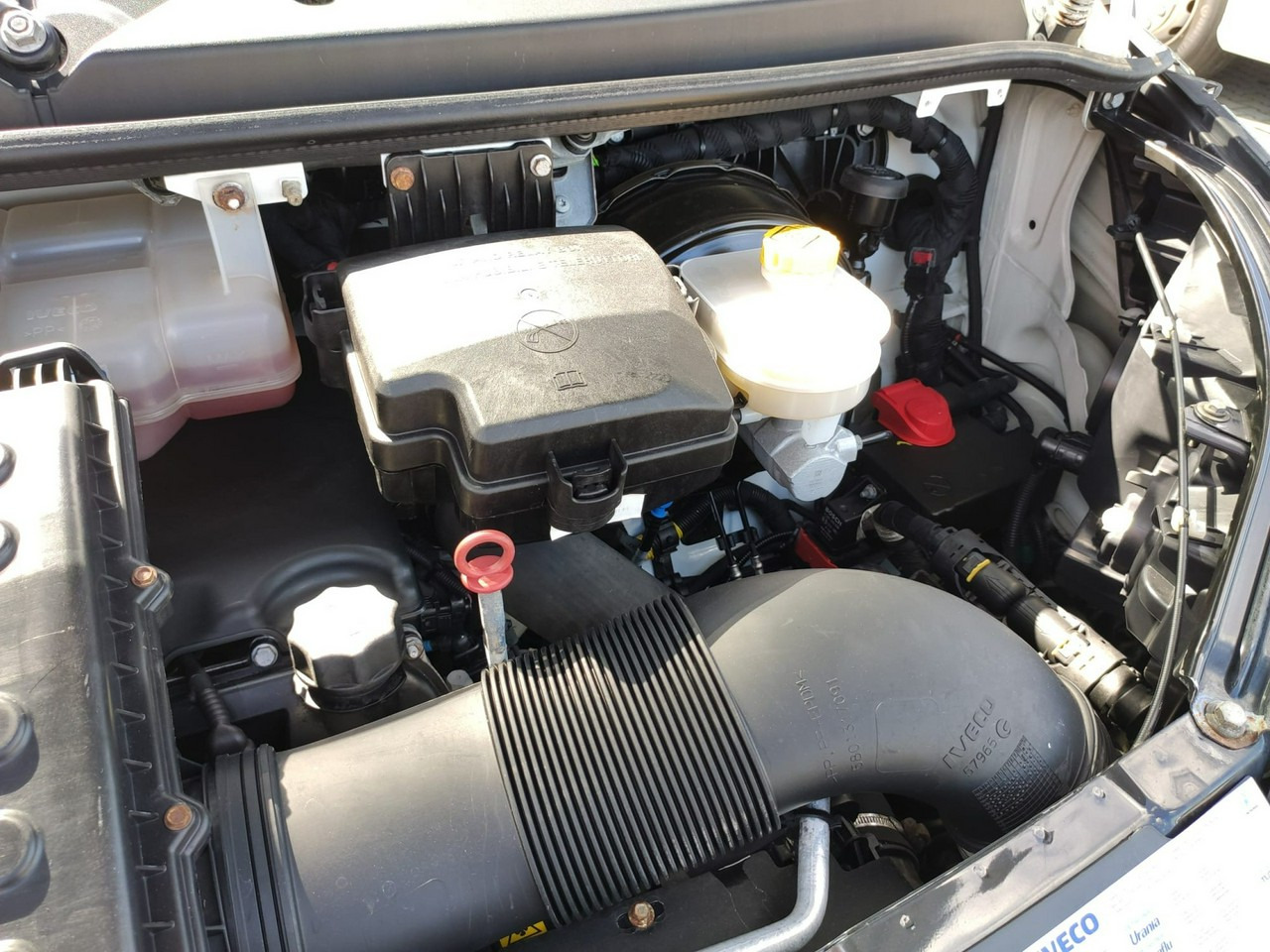 Фургон з закритим кузовом Iveco Daily 50C15 V: фото 26