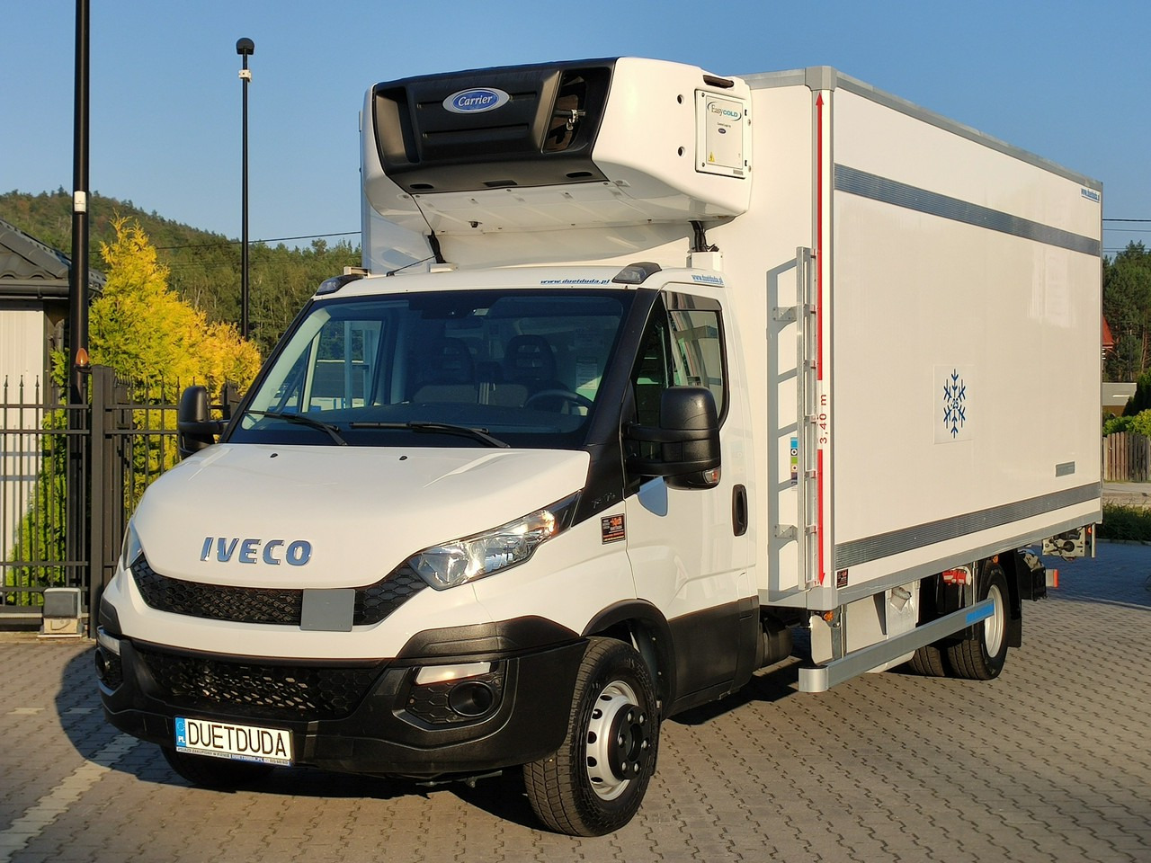 Iveco Daily 70C17 Mroźnia Ściana Grodziowa Multitemperatura - Фургон-рефрижератор: фото 4 Iveco Daily 70C17 Mroźnia Ściana Grodziowa Multitemperatura - Фургон-рефрижератор: фото 4