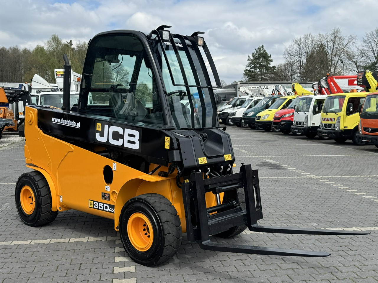 JCB TLT 35D 4x4 T4 TELESKOP / TELESKOPOWY Ładowarka Teleskopowa - Навантажувач телескопічний: фото 2 JCB TLT 35D 4x4 T4 TELESKOP / TELESKOPOWY Ładowarka Teleskopowa - Навантажувач телескопічний: фото 2