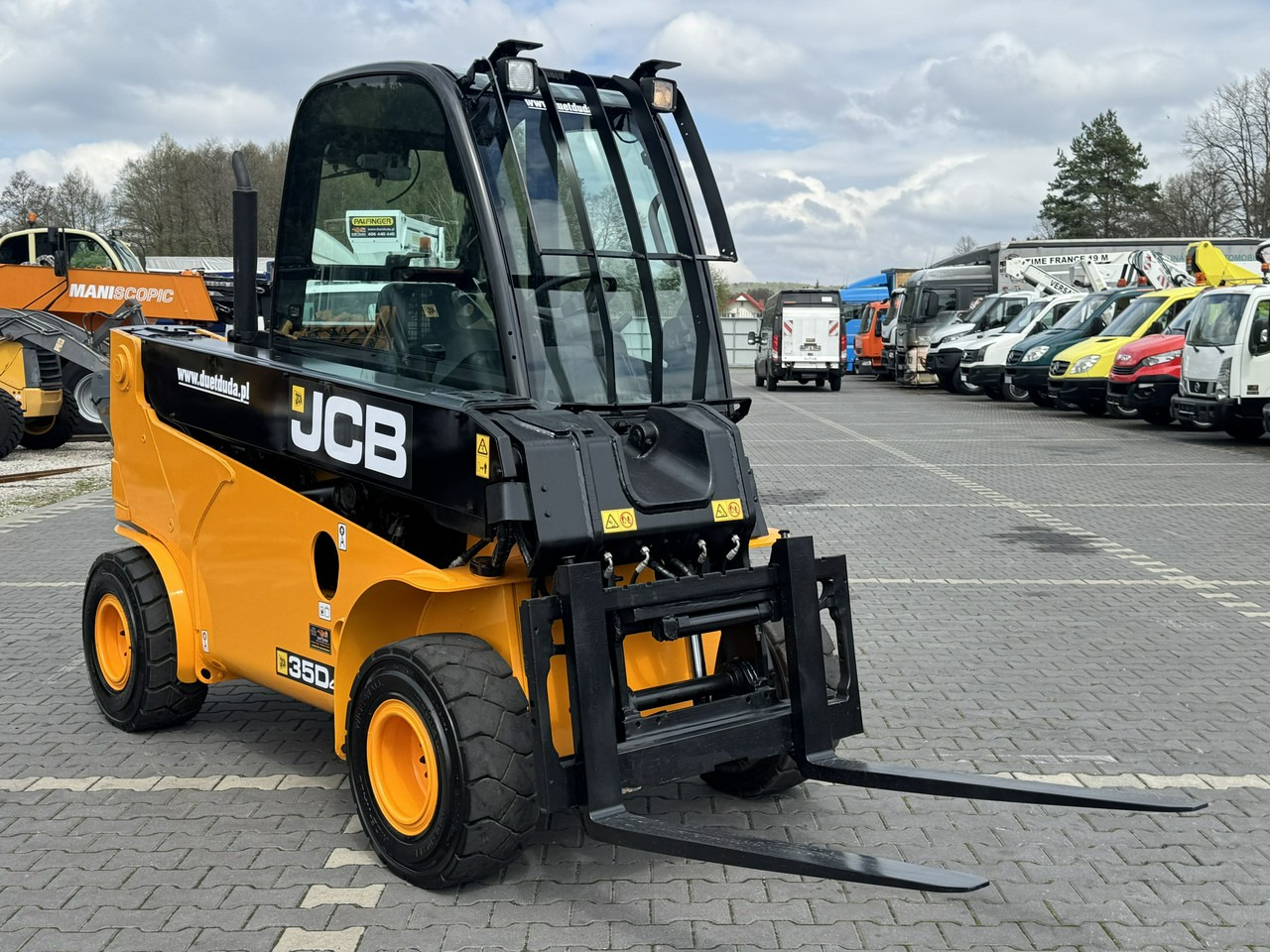 JCB TLT 35D 4x4 T4 TELESKOP / TELESKOPOWY Ładowarka Teleskopowa - Навантажувач телескопічний: фото 3 JCB TLT 35D 4x4 T4 TELESKOP / TELESKOPOWY Ładowarka Teleskopowa - Навантажувач телескопічний: фото 3