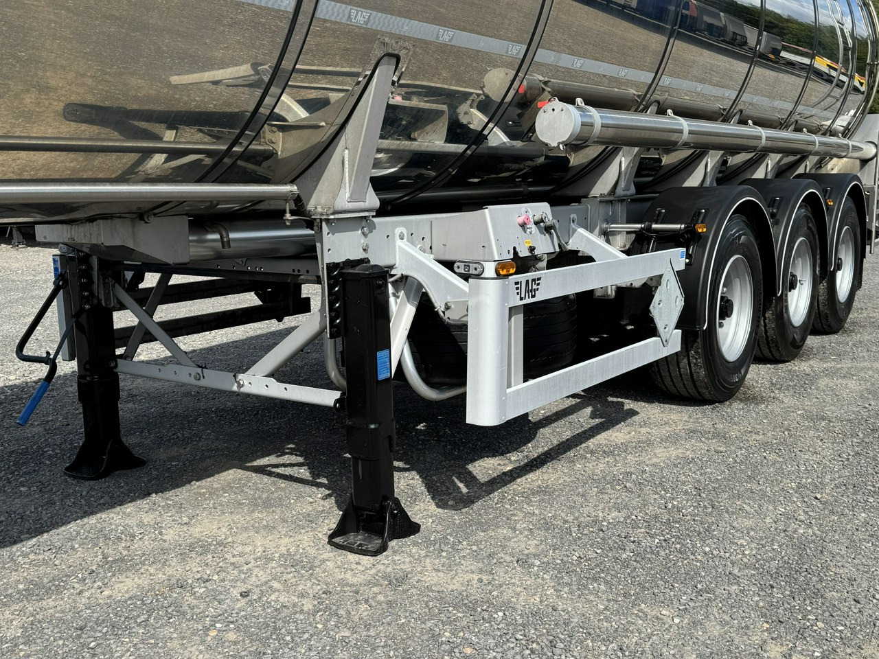 Lag Spożywcza Magyar Izolowana Webasto Pompa Elektryczna do Zrzutu - Напівпричіп цистерна: фото 5 Lag Spożywcza Magyar Izolowana Webasto Pompa Elektryczna do Zrzutu - Напівпричіп цистерна: фото 5