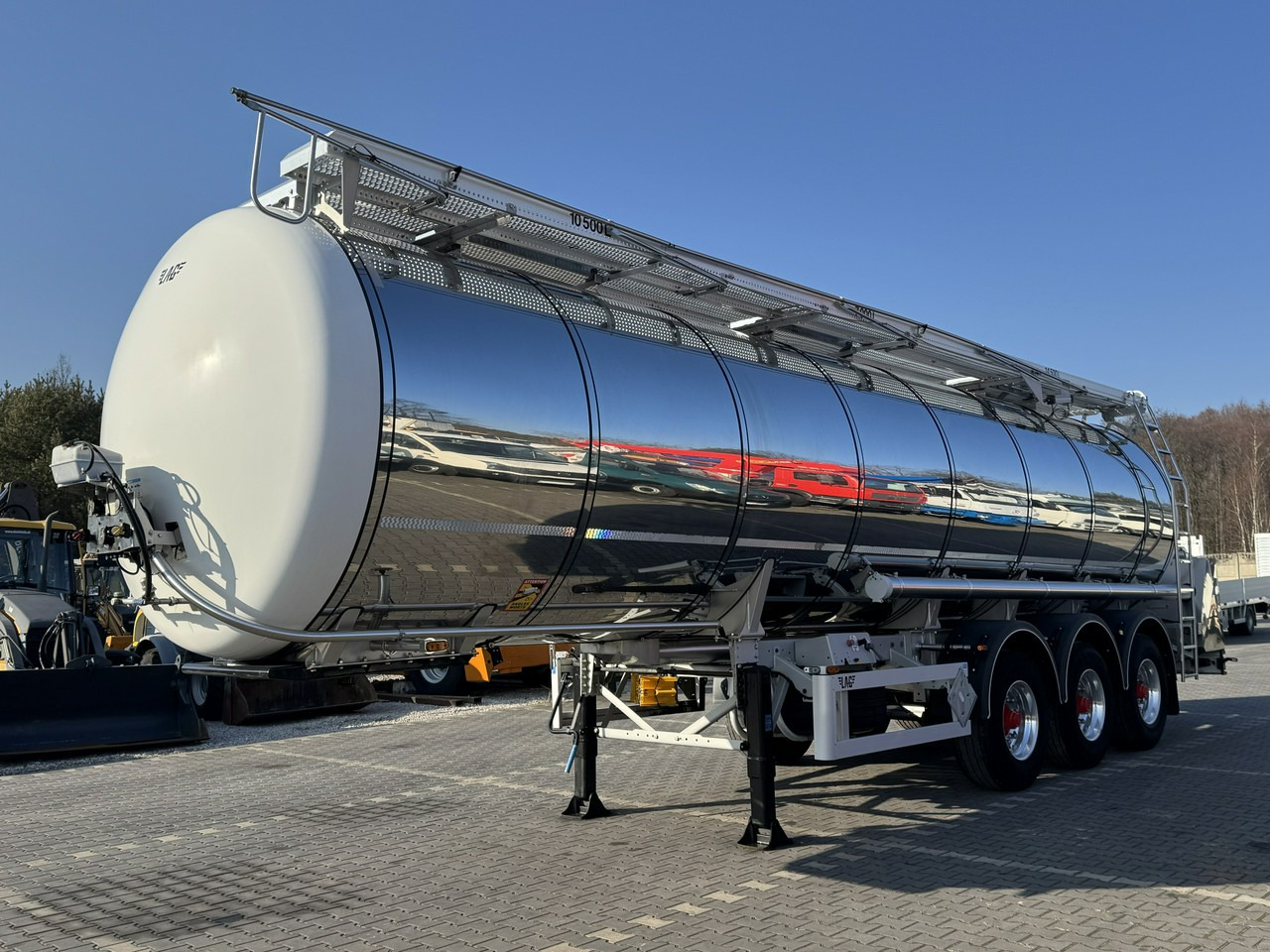 Lag Spożywcza Magyar Izolowana Webasto Pompa Elektryczna do Zrzutu - Напівпричіп цистерна: фото 3 Lag Spożywcza Magyar Izolowana Webasto Pompa Elektryczna do Zrzutu - Напівпричіп цистерна: фото 3