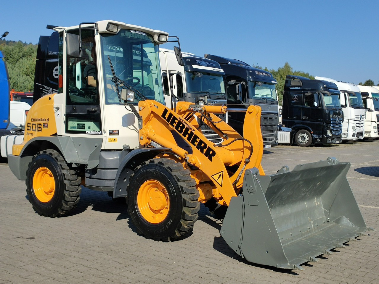 Liebherr L 506 STEREO Szybkozłącze / Łyżka Krokodyl + Widły Waga 6300kg - Компактний фронтальний навантажувач: фото 2 Liebherr L 506 STEREO Szybkozłącze / Łyżka Krokodyl + Widły Waga 6300kg - Компактний фронтальний навантажувач: фото 2