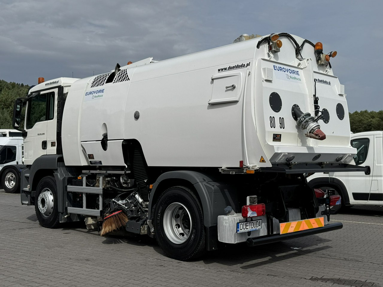 Підмітально-прибиральна машина MAN TGS 18.320 E5 BUCHER OPTIFANT 8000 Zamiatarka Uliczna Euro 6: фото 24 Підмітально-прибиральна машина MAN TGS 18.320 E5 BUCHER OPTIFANT 8000 Zamiatarka Uliczna Euro 6: фото 24