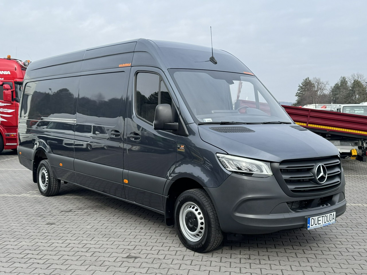 Mercedes 319 - Суцільнометалевий фургон: фото 2 Mercedes 319 - Суцільнометалевий фургон: фото 2
