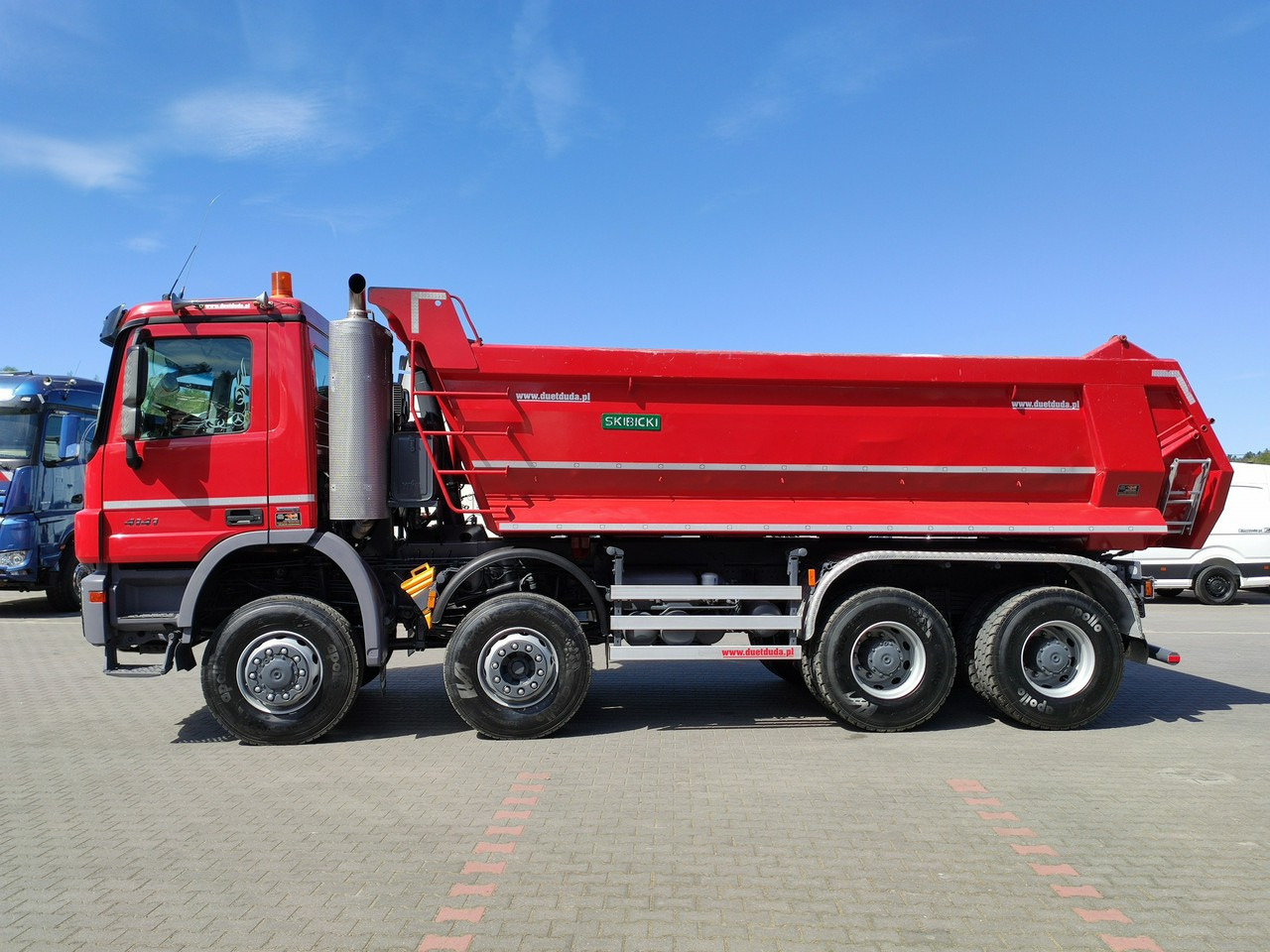Mercedes Actros 4141 8x6 Wywrot SKIBICKI Automat EPS ze Sprzegłem !!! - Самоскид вантажівка: фото 4 Mercedes Actros 4141 8x6 Wywrot SKIBICKI Automat EPS ze Sprzegłem !!! - Самоскид вантажівка: фото 4