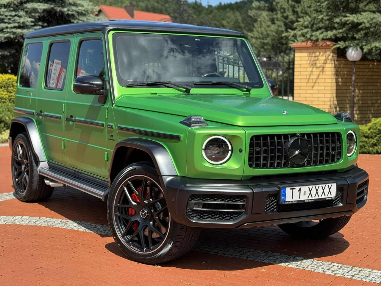 Mercedes G 63 AMG - Позашляховик: фото 3 Mercedes G 63 AMG - Позашляховик: фото 3