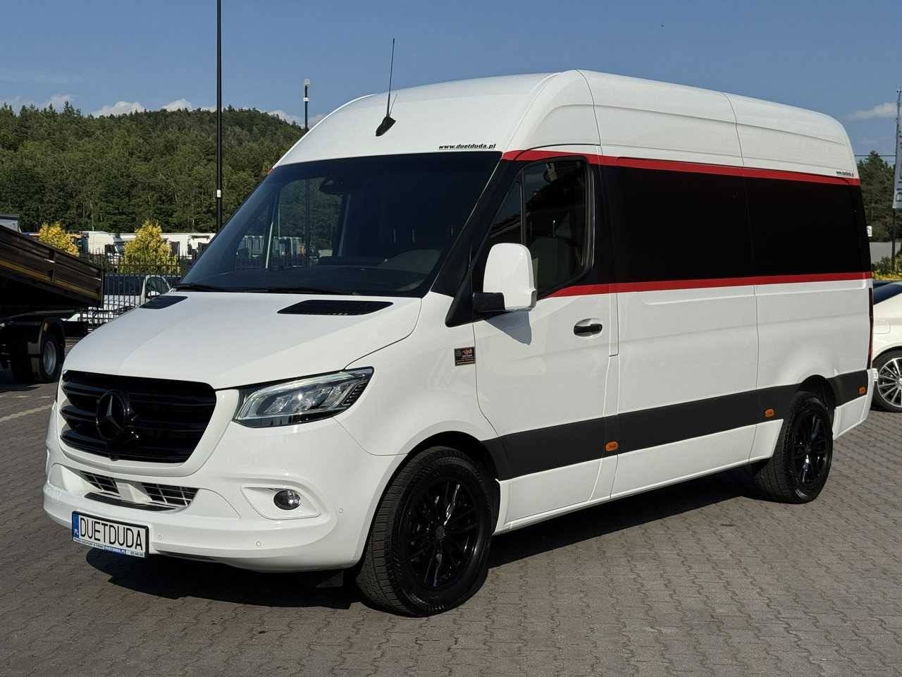 Mercedes Sprinter - Суцільнометалевий фургон: фото 2 Mercedes Sprinter - Суцільнометалевий фургон: фото 2