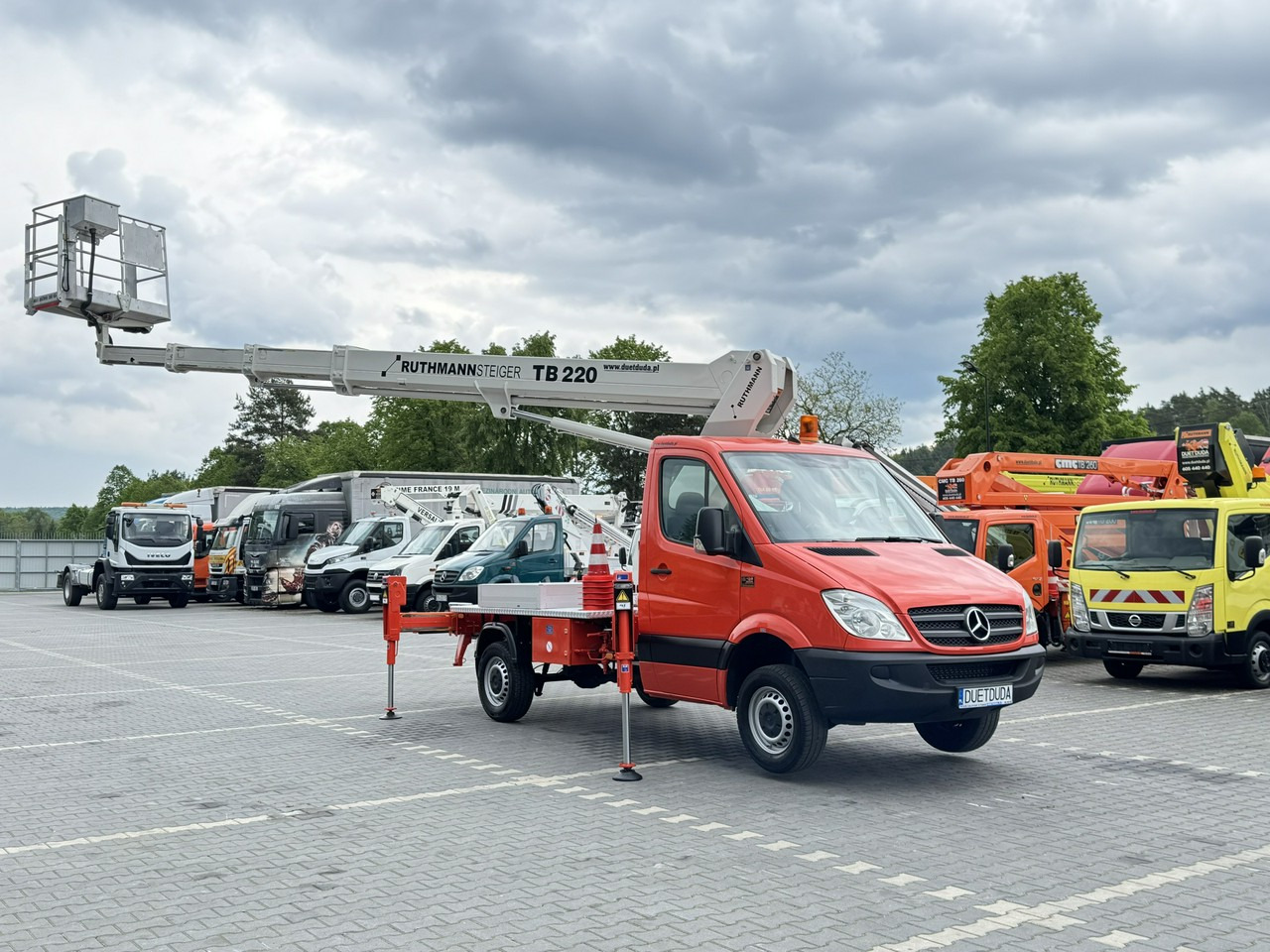 Mercedes Sprinter - Автовишка: фото 5 Mercedes Sprinter - Автовишка: фото 5