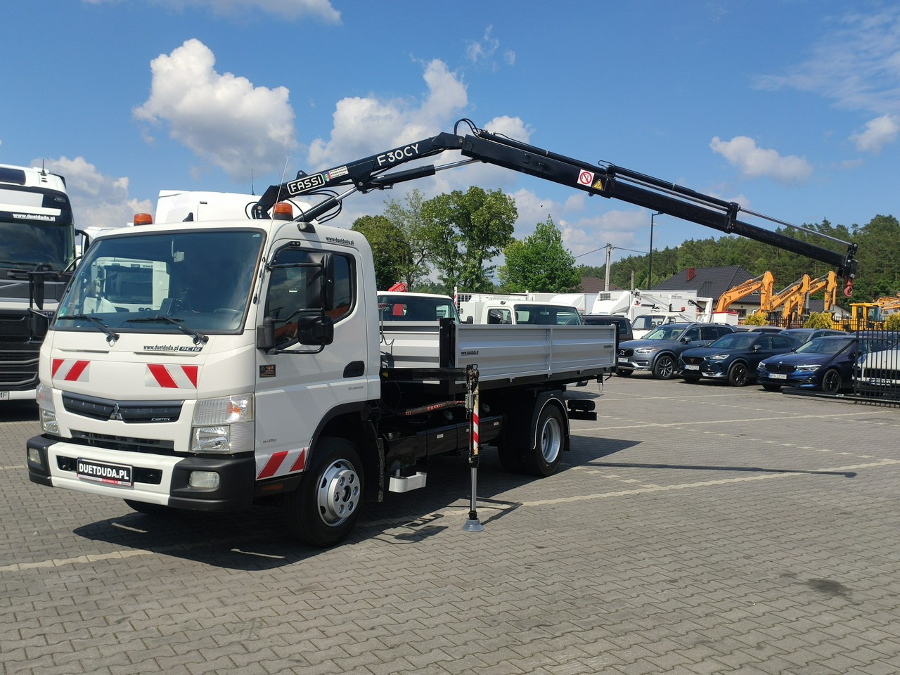 Mitsubishi Canter Fuso 9C18 3.0/180KM Automat, HDS FASSI F30 Wywrotka 3-str - Самоскид вантажівка, Вантажівка з маніпулятором: фото 1 Mitsubishi Canter Fuso 9C18 3.0/180KM Automat, HDS FASSI F30 Wywrotka 3-str - Самоскид вантажівка, Вантажівка з маніпулятором: фото 1