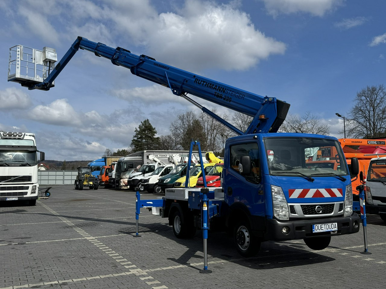 Nissan Cabstar - Автовишка: фото 4 Nissan Cabstar - Автовишка: фото 4