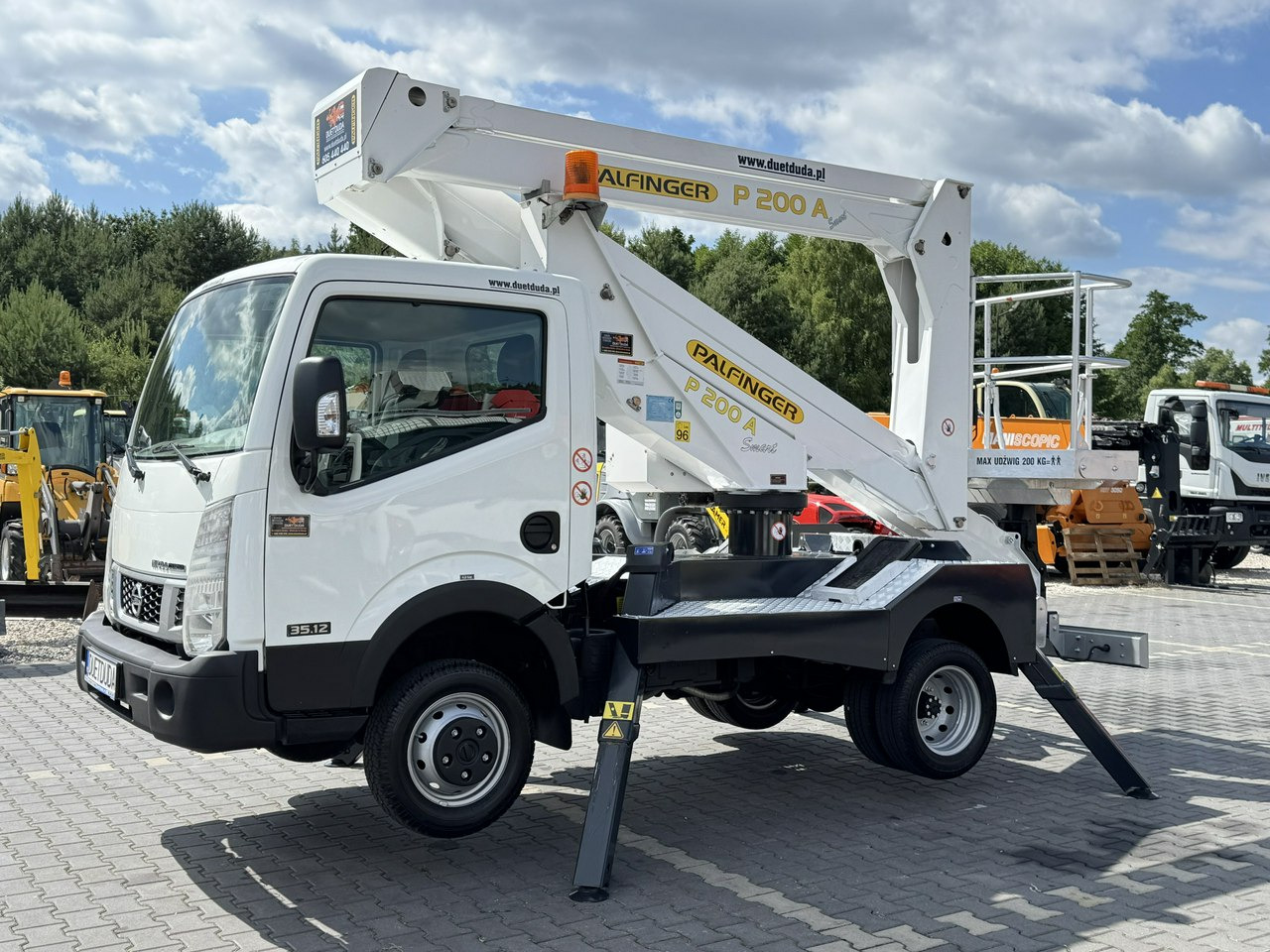 Nissan Cabstar - Автовишка: фото 3 Nissan Cabstar - Автовишка: фото 3