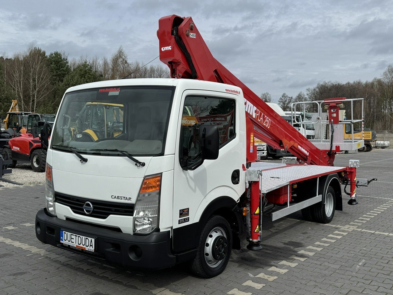 Nissan Cabstar - Автовишка: фото 4 Nissan Cabstar - Автовишка: фото 4