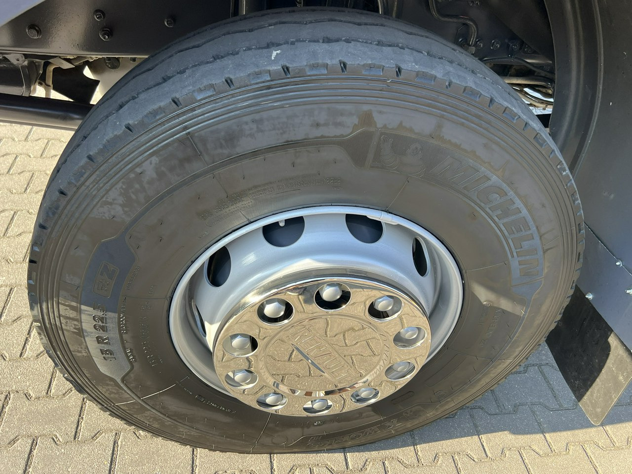Renault Kerax 26.390 6x4 Mocny HDS FASSI F170 Sterowanie Radiowe - Самоскид вантажівка, Вантажівка з маніпулятором: фото 4 Renault Kerax 26.390 6x4 Mocny HDS FASSI F170 Sterowanie Radiowe - Самоскид вантажівка, Вантажівка з маніпулятором: фото 4