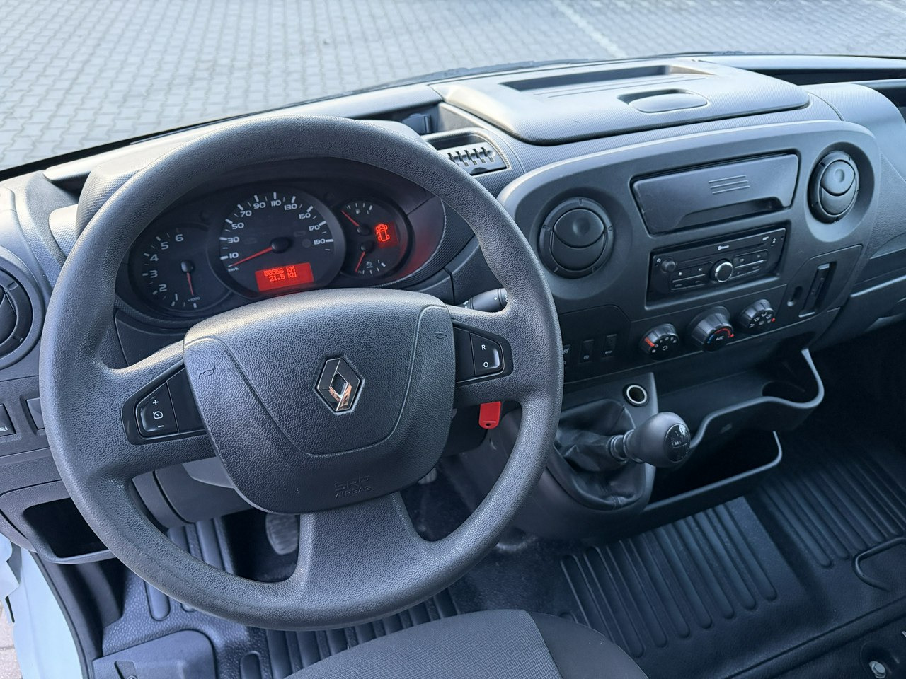 Renault Master - Малотоннажний самоскид: фото 5 Renault Master - Малотоннажний самоскид: фото 5