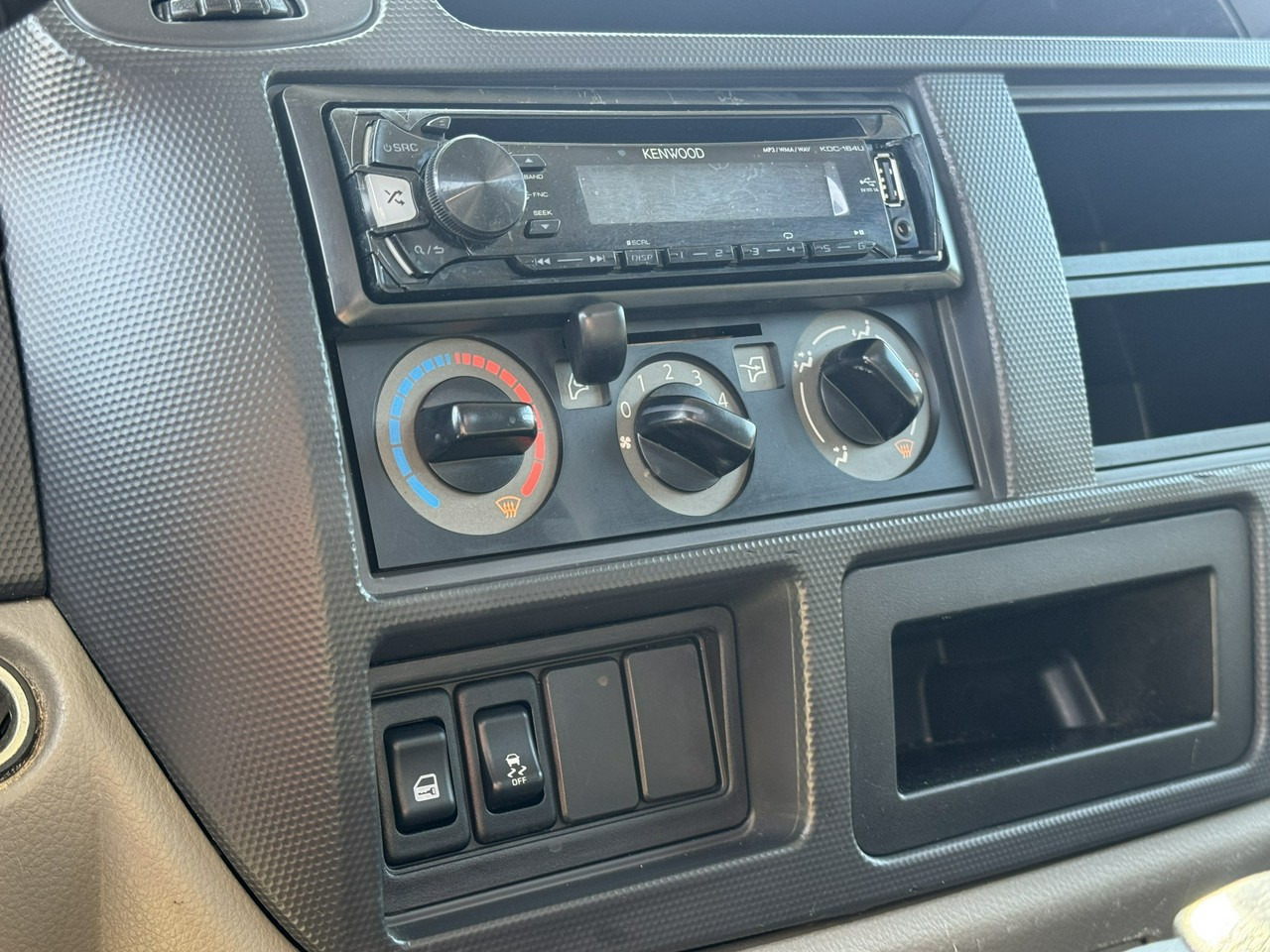 Автовишка Renault Maxity: фото 30