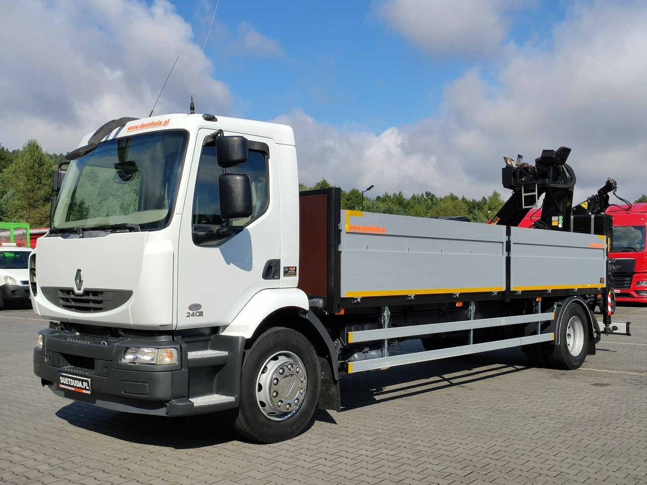 Renault Midlum 180.240DXI + HDS HYVA HB170E2 Udzwig 3.6Tony - Бортова вантажівка/ Платформа, Вантажівка з маніпулятором: фото 2 Renault Midlum 180.240DXI + HDS HYVA HB170E2 Udzwig 3.6Tony - Бортова вантажівка/ Платформа, Вантажівка з маніпулятором: фото 2