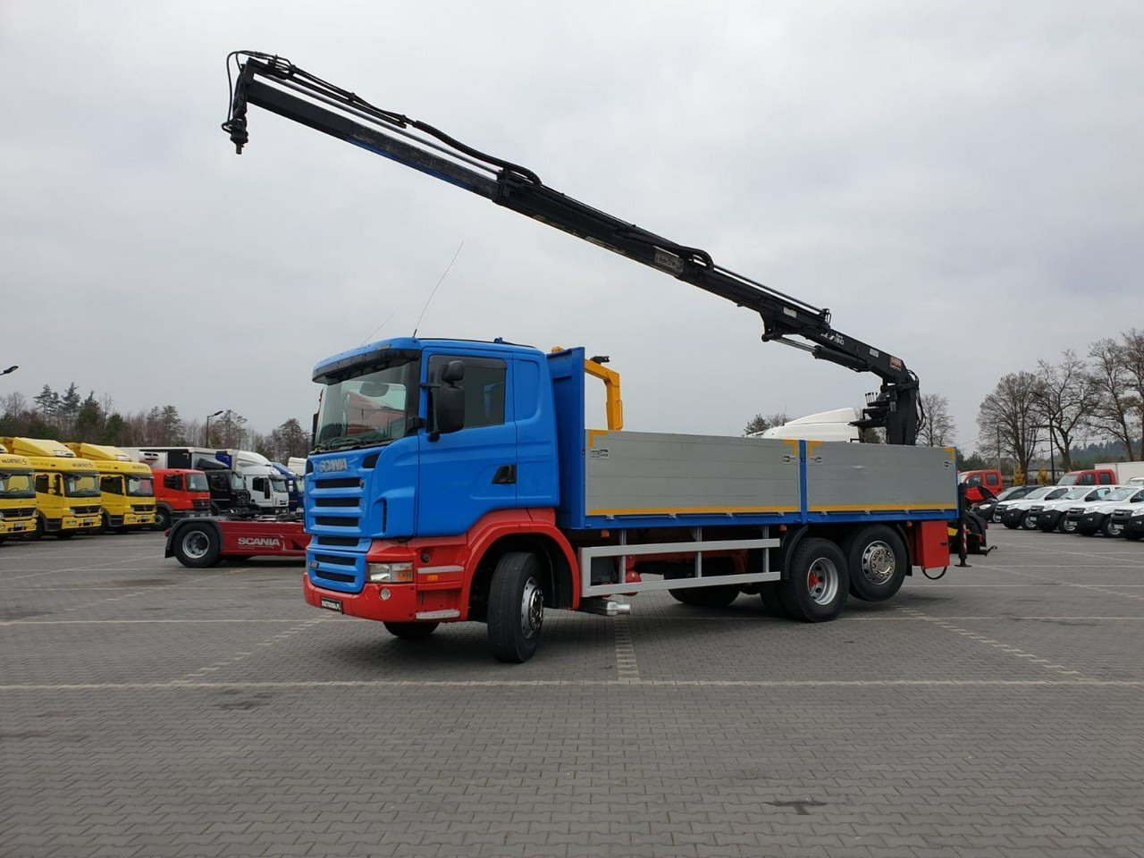 Scania R 400 LB 6x2 HDS Budowlanka Widły Oś Skrętna Super Stan - Бортова вантажівка/ Платформа, Вантажівка з маніпулятором: фото 2 Scania R 400 LB 6x2 HDS Budowlanka Widły Oś Skrętna Super Stan - Бортова вантажівка/ Платформа, Вантажівка з маніпулятором: фото 2