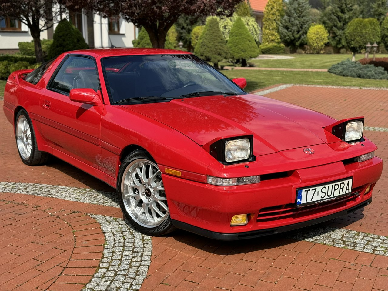 Toyota Supra - Авто купе: фото 1 Toyota Supra - Авто купе: фото 1