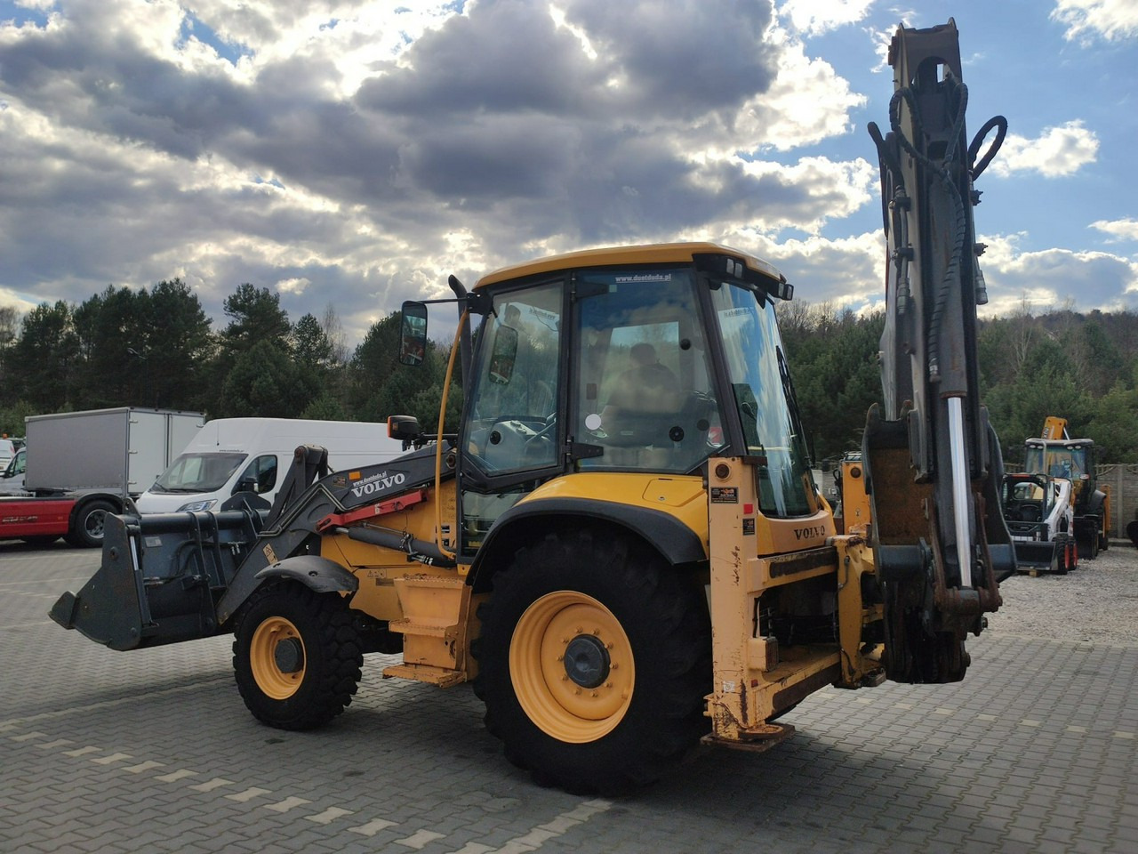 Volvo BL61B Oryginalna Bez Luzów i Wycieków Zadbana Sprawna Super Stan - Екскаватор-навантажувач: фото 5 Volvo BL61B Oryginalna Bez Luzów i Wycieków Zadbana Sprawna Super Stan - Екскаватор-навантажувач: фото 5