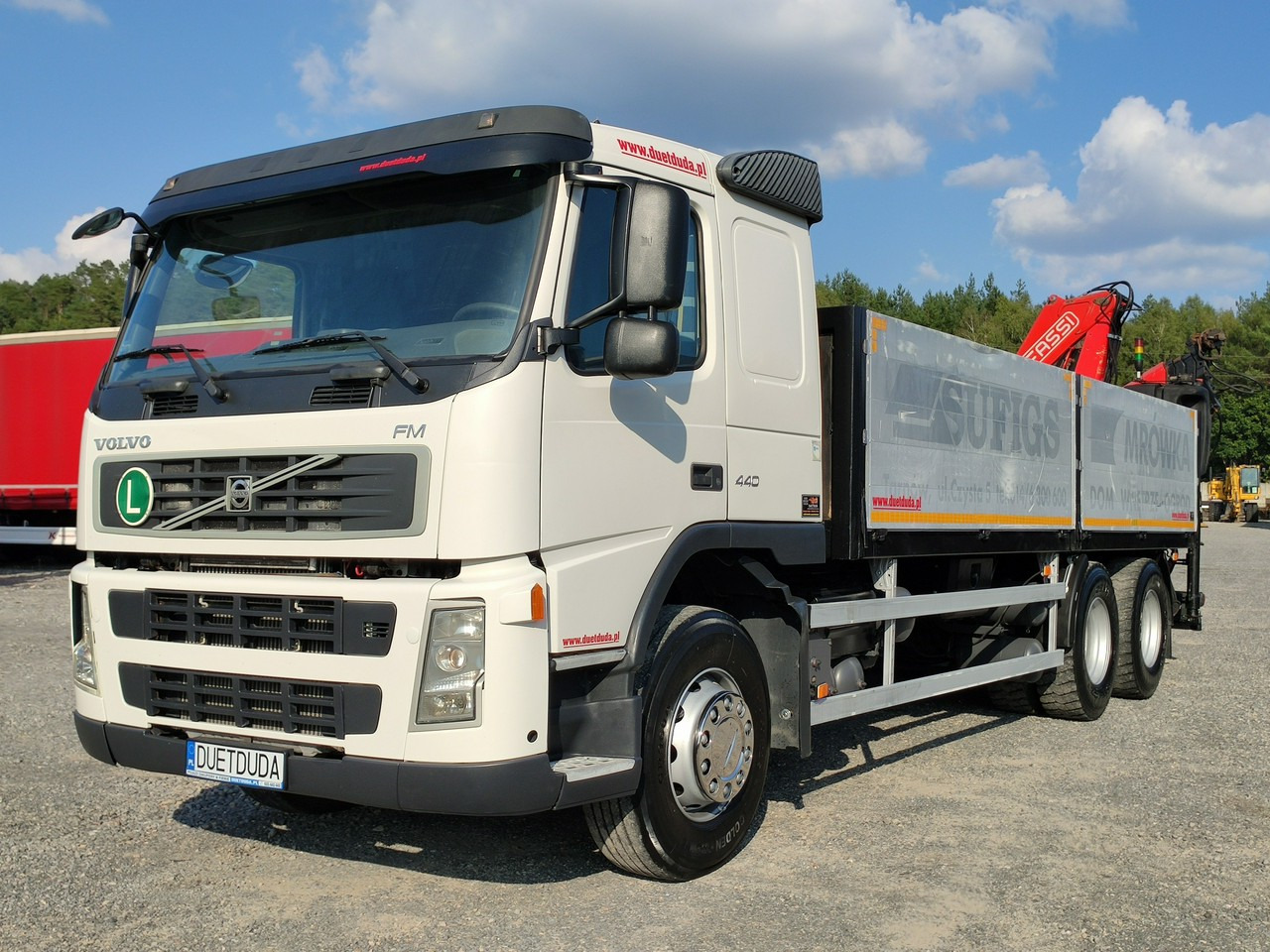 Бортова вантажівка/ Платформа, Вантажівка з маніпулятором Volvo FM 440 6x4 HDS FASSI F170 Składany w Literę Z: фото 11