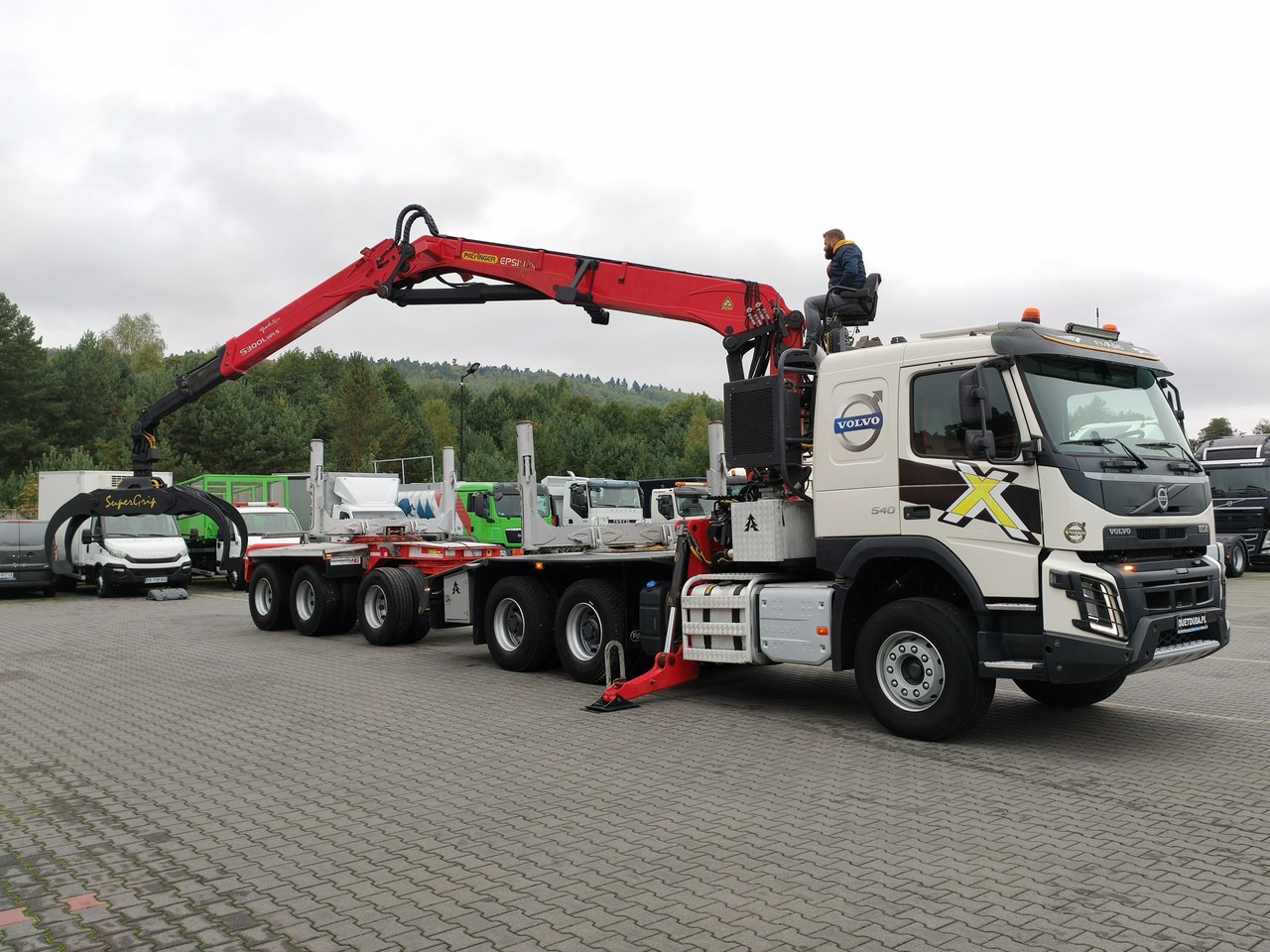 Volvo FMX 540 6x4 RETARDER PALFORET EPSILON S300L Do Drewna - Лісовоз: фото 4 Volvo FMX 540 6x4 RETARDER PALFORET EPSILON S300L Do Drewna - Лісовоз: фото 4