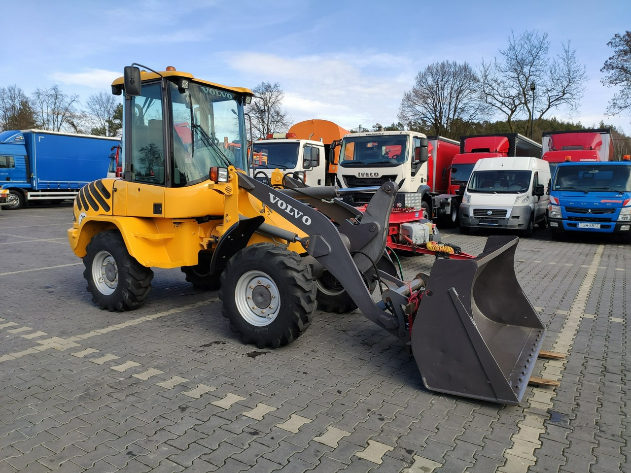 Volvo L30B Pro Unikat Stan Tylko 5380 mth - Колісний навантажувач: фото 5 Volvo L30B Pro Unikat Stan Tylko 5380 mth - Колісний навантажувач: фото 5