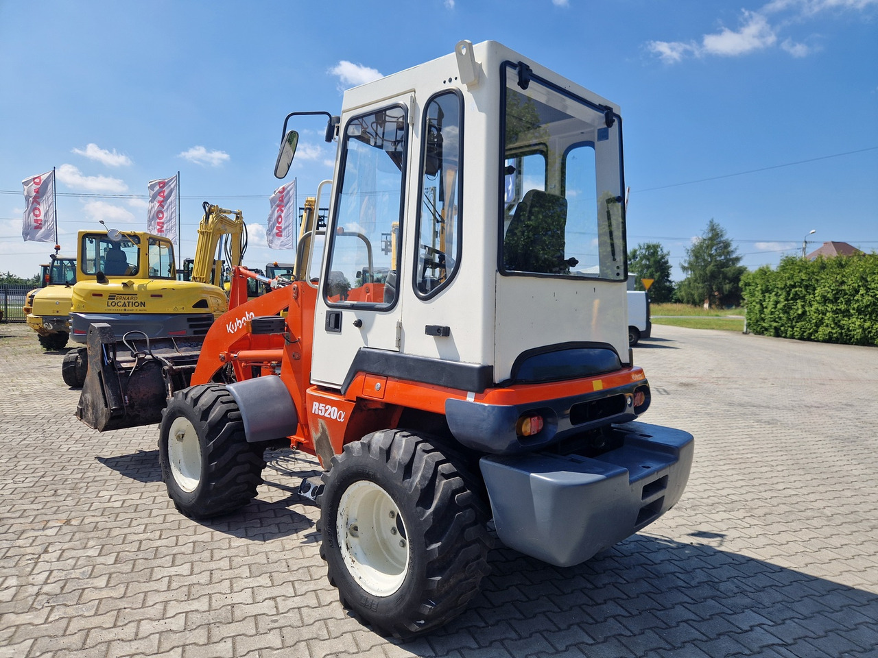 KUBOTA R520N - Колісний навантажувач: фото 2 KUBOTA R520N - Колісний навантажувач: фото 2