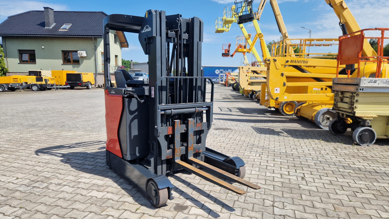LINDE R 14 - 01 - Навантажувач боковий: фото 3 LINDE R 14 - 01 - Навантажувач боковий: фото 3