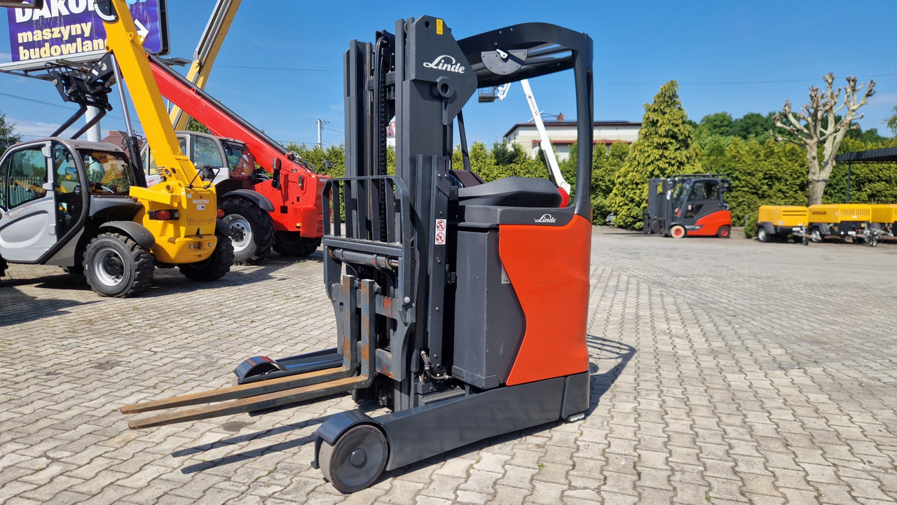 LINDE R 14 - 01 - Навантажувач боковий: фото 2 LINDE R 14 - 01 - Навантажувач боковий: фото 2