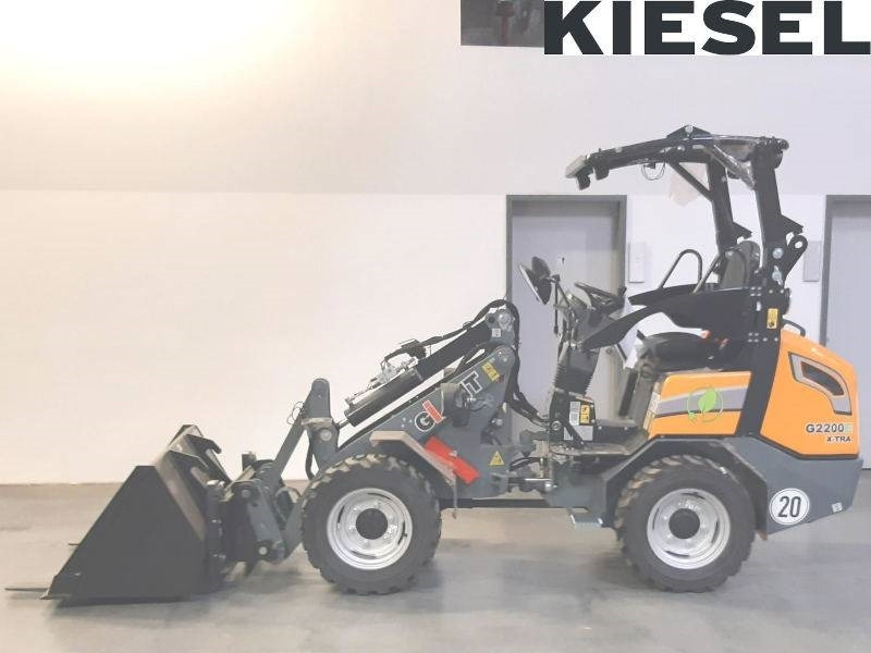 Giant G 2200 E X-Tra Elektro / electric - Міні-навантажувач: фото 1 Giant G 2200 E X-Tra Elektro / electric - Міні-навантажувач: фото 1