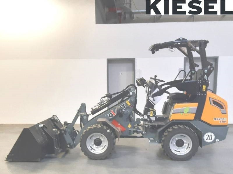 Giant G 2200 E X-Tra Elektro / electric - Міні-навантажувач: фото 1 Giant G 2200 E X-Tra Elektro / electric - Міні-навантажувач: фото 1
