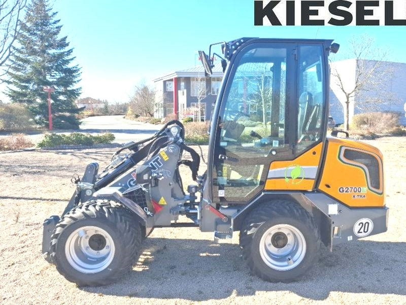 Giant G 2700 E X-Tra Elektro / electric - Міні-навантажувач: фото 1 Giant G 2700 E X-Tra Elektro / electric - Міні-навантажувач: фото 1