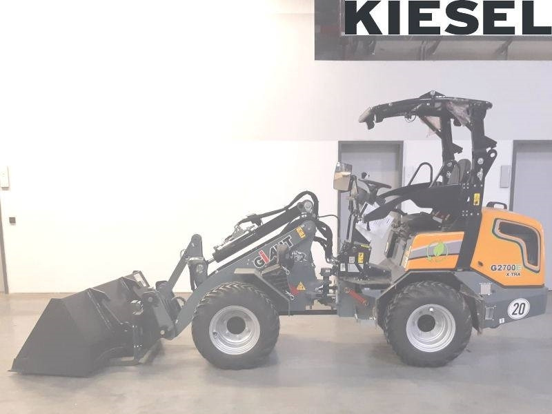 Giant G 2700 E X-Tra Elektro / electric - Міні-навантажувач: фото 1 Giant G 2700 E X-Tra Elektro / electric - Міні-навантажувач: фото 1