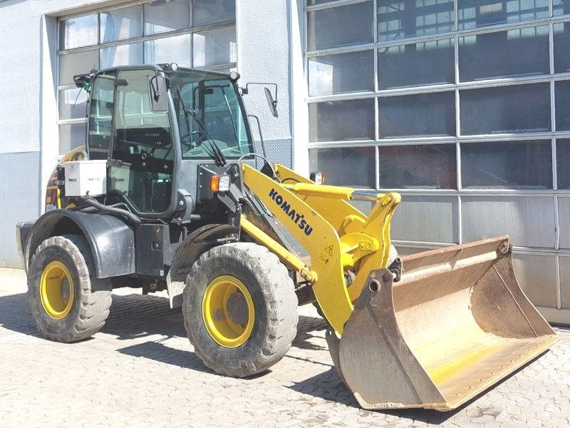 Komatsu WA 100 M-7 - Міні-навантажувач: фото 4 Komatsu WA 100 M-7 - Міні-навантажувач: фото 4