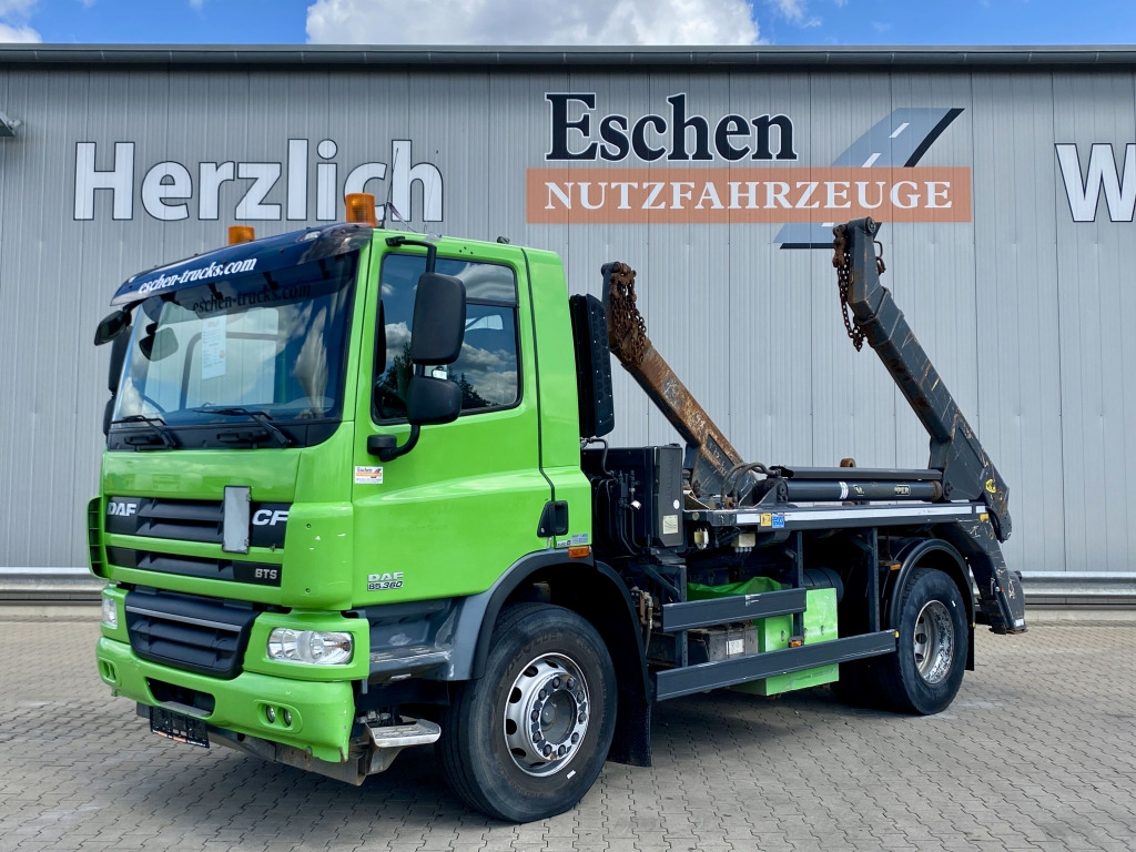 DAF CF 85.360 - Скіповий навантажувач вантажівка: фото 2 DAF CF 85.360 - Скіповий навантажувач вантажівка: фото 2