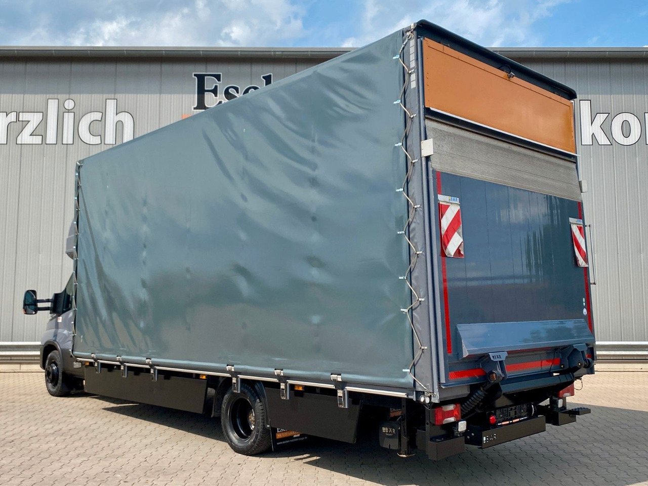 Iveco Daily Hi-Matic 70 C 21 Topsleeper | LBW 1,00to. - Тентований фургон: фото 3 Iveco Daily Hi-Matic 70 C 21 Topsleeper | LBW 1,00to. - Тентований фургон: фото 3