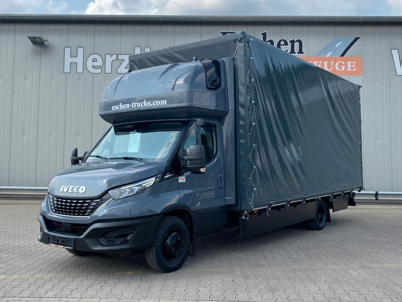 Iveco Daily Hi-Matic 70 C 21 Topsleeper | LBW 1,00to. - Тентований фургон: фото 1 Iveco Daily Hi-Matic 70 C 21 Topsleeper | LBW 1,00to. - Тентований фургон: фото 1