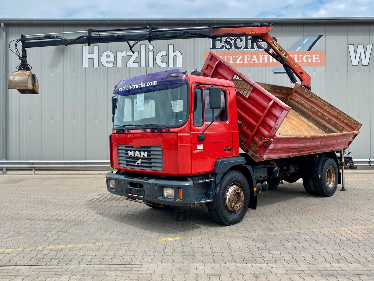 MAN 18.285 MC | Palfinger PK 9501*Blatt*2x AHK+Oel - Самоскид вантажівка, Вантажівка з маніпулятором: фото 1 MAN 18.285 MC | Palfinger PK 9501*Blatt*2x AHK+Oel - Самоскид вантажівка, Вантажівка з маніпулятором: фото 1