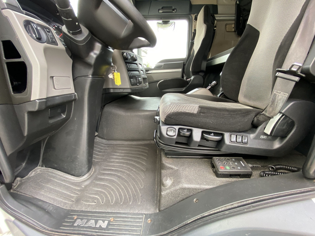 MAN TGL 12.250 4x2 BL - Тентована вантажівка: фото 4 MAN TGL 12.250 4x2 BL - Тентована вантажівка: фото 4